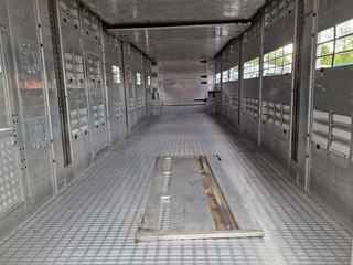 Finkl N/A 2008 - SAV35 - 3 deck Livestock - Water & Ventilation - Lifting Floors - Lifting roof image 39
