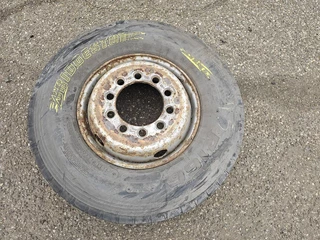 BRIDGESTONE N/A 2005 - N/A obrazek 2