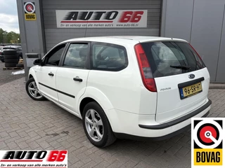 Ford Focus 2006 - Wagon 1.6-16V Ambiente obrazek 4