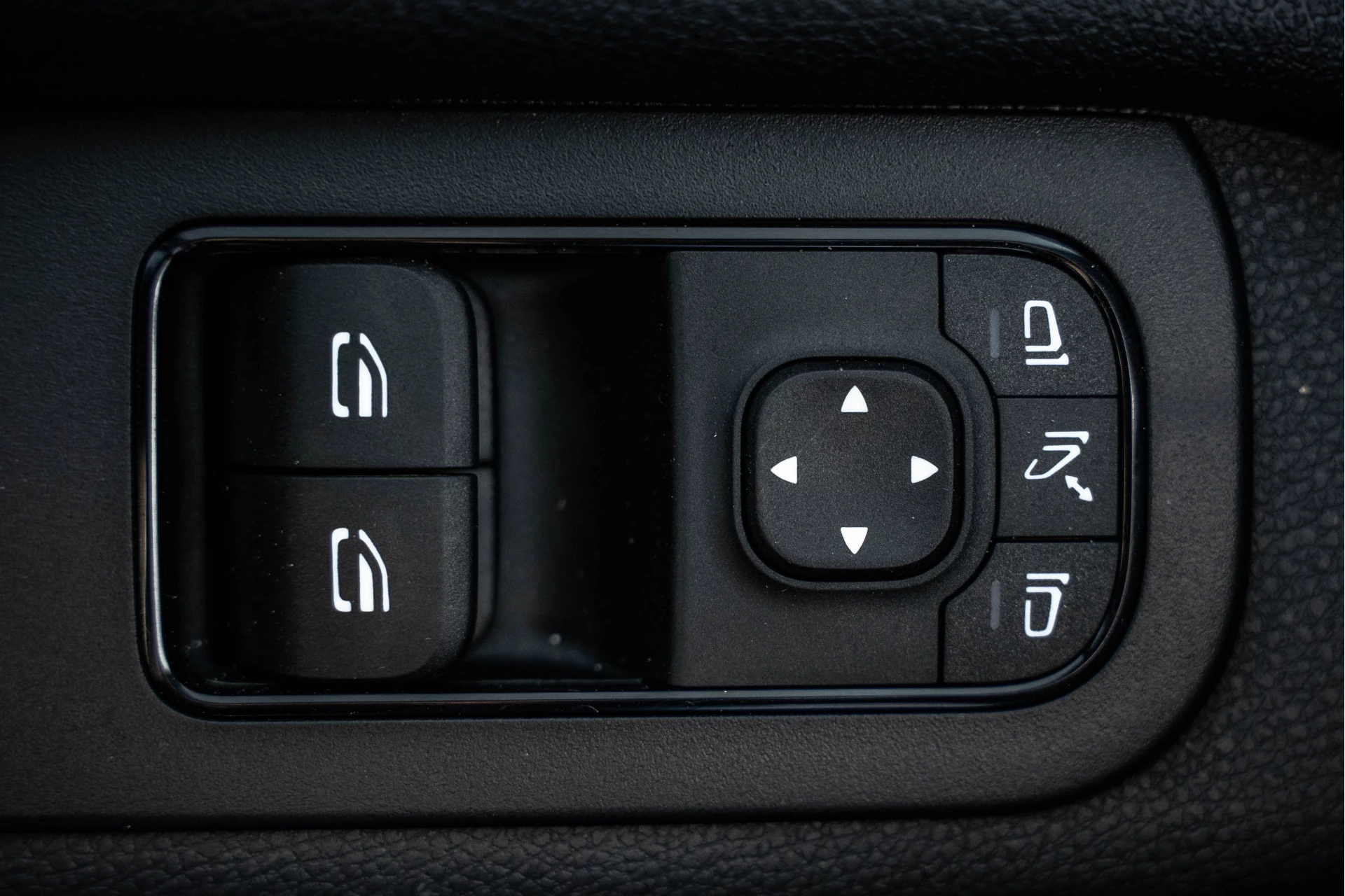 Mercedes-Benz Sprinter 2024 - 317 CDI L2H2 | Automaat | Facelift | Mbux | Camera | Cruise | Climatronic Bild 26