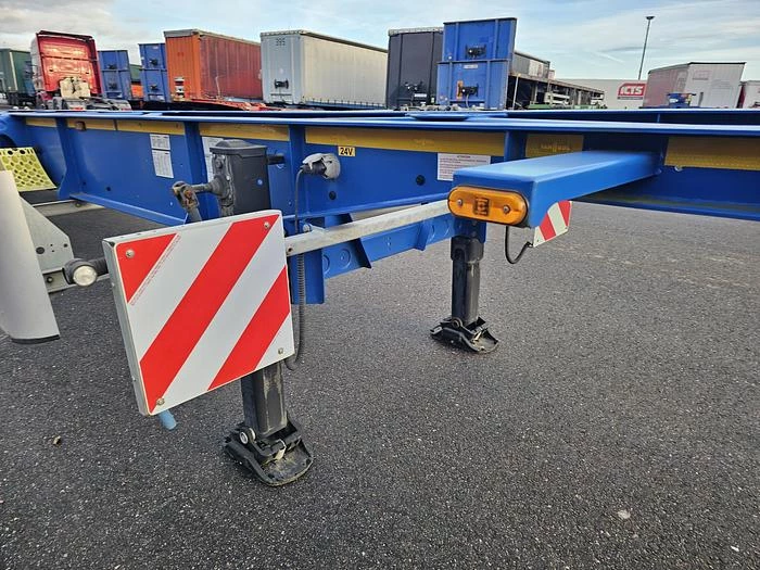 Van Hool A2C001 container CHASSIS -55 foot - 2 X 20 FOOT 45 ft 40 ft. -BPW DISC.-steering axle- 2 pieces -financiering mogelijk 2020 image 15