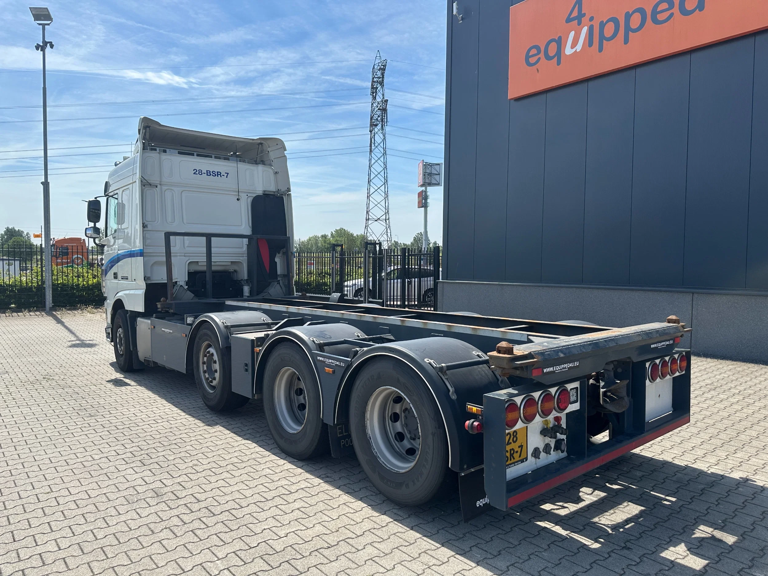 DAF XF480 2022 - XF 480 8x2 SC BDF / 10T frontaxle / EURO VI D / 365.000 km / NL-truck / APK: 03-2027 afbeelding 3