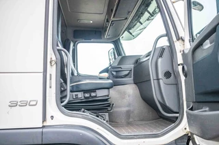 Volvo N/A 2010 - FM 330+10 pneus/tires-intarder image 10
