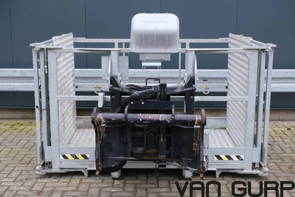 Manitou 2023 - PSE 4400 / 1000d Bühne basket werkkooi afbeelding 6
