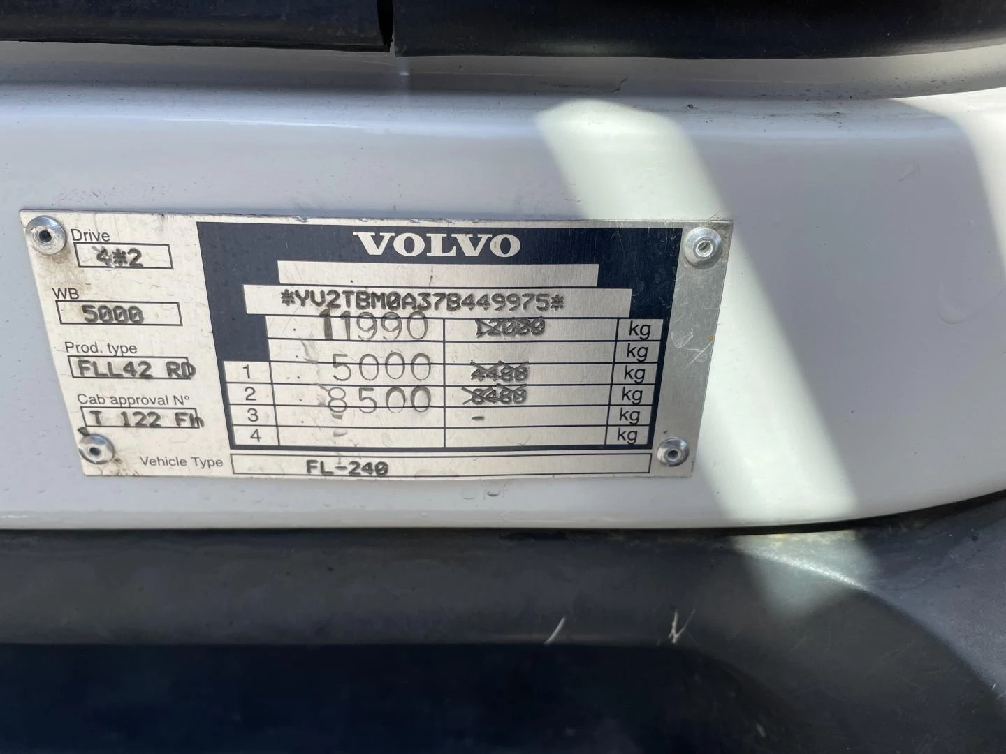 Volvo 240 2007 - FL image 13