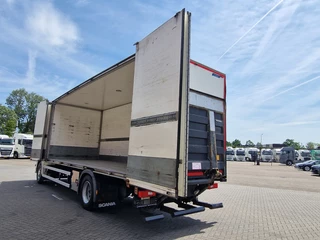 Scania P 2015 - P280 4x2 - Box with sidedoors - Zepro loadlift - Full air - Sleeper cab obrazek 7