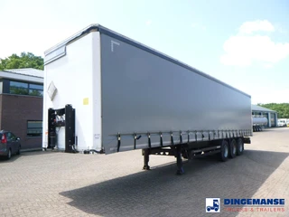 Kögel Curtain side trailer 2015 en venta