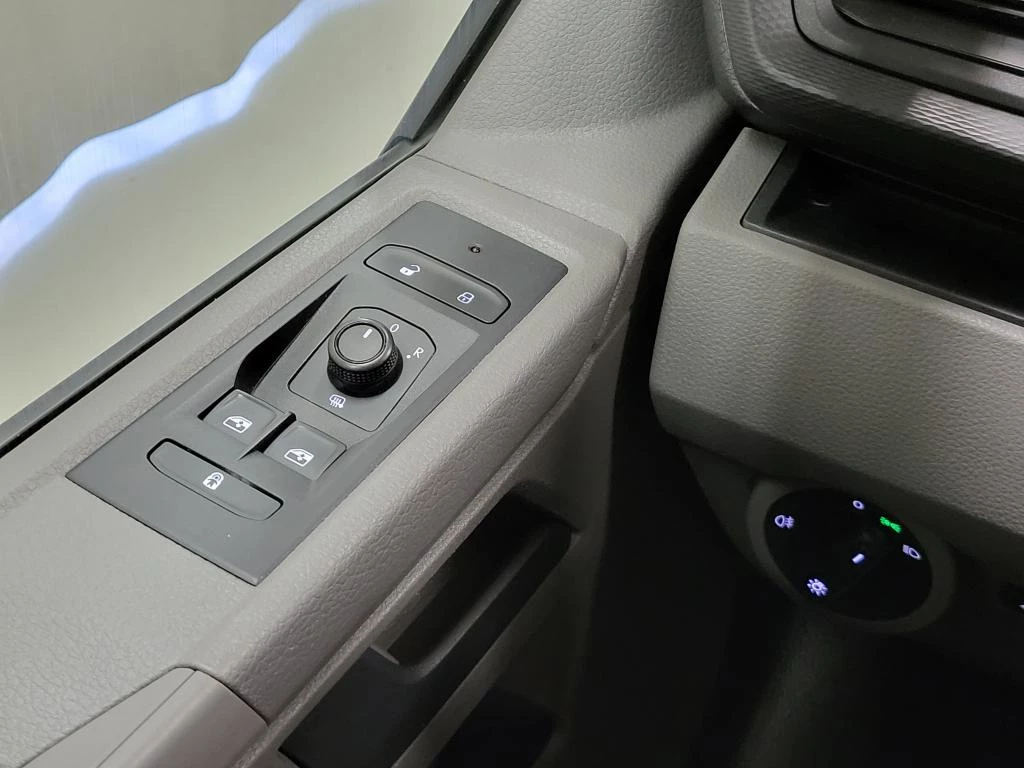 Volkswagen Transporter 2022 - 2.0TDI L2/H1 Dubbele Cabine Euro 6! imagem 15