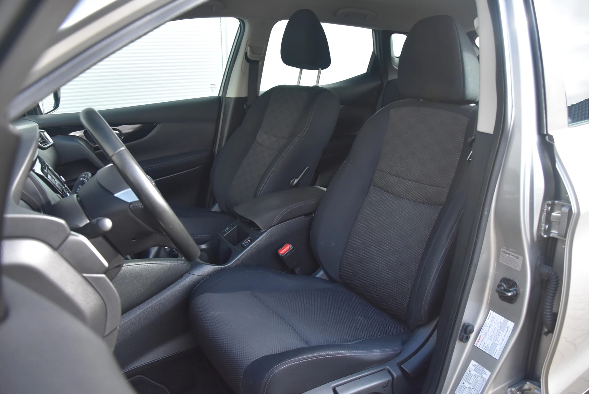 Nissan QASHQAI 2015 - 1.2 Connect Edition immagine 19