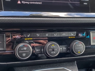 Volkswagen Multivan 2021 - Transporter 2.0 TDI 150PK DSG 4Motion Dubbele Cabine zdjecie 11