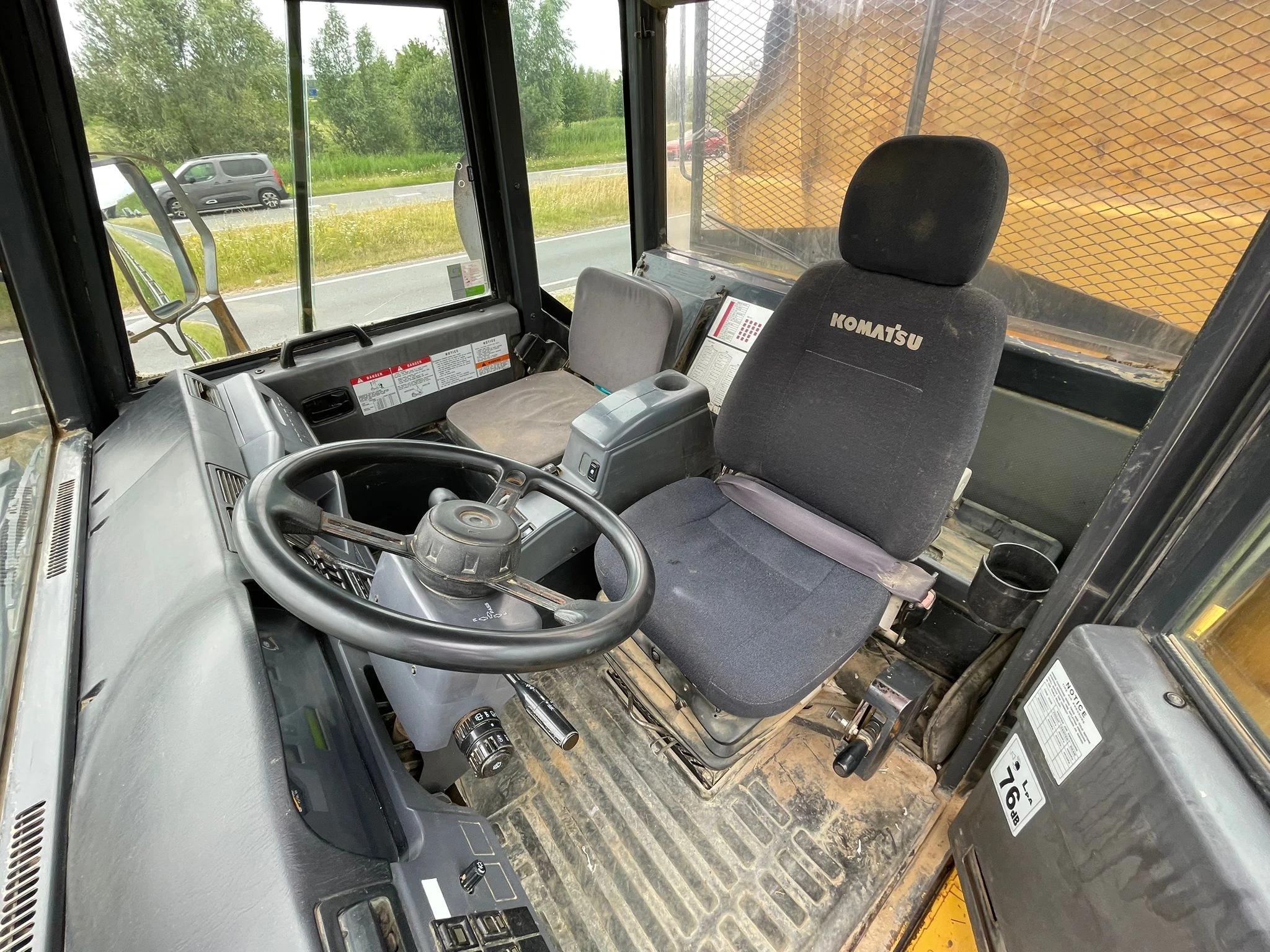 Komatsu HM300 2006 afbeelding 17