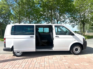 Volkswagen Transporter 2013 - Kombi 2.0 TDI L2H1 BlueMotion 3 + 3 + 3 Marge image 38
