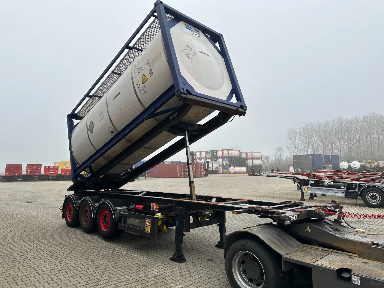 Van Hool 2005 - 20FT Tipping-chassis, ADR (EX/II, EX/III, FL, AT), SAF, 2 liftaxles obrázek 3