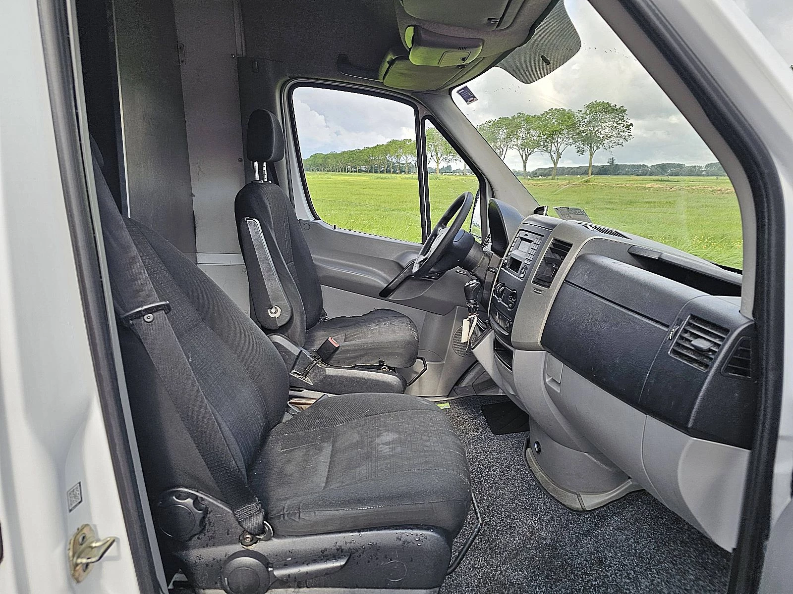Mercedes-Benz Sprinter 2014 - 310 image 7
