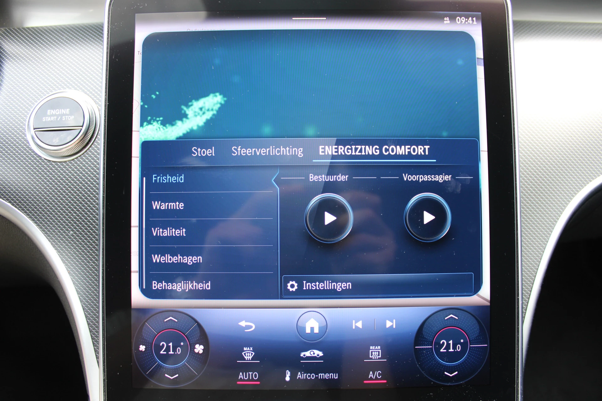 Mercedes-Benz C-Klasse 2023 - Estate 300e AMG Line NIGHT PAKKET DISTRONIC SFEER CARPLAY CAMERA MULTIBEAM 19'' afbeelding 24