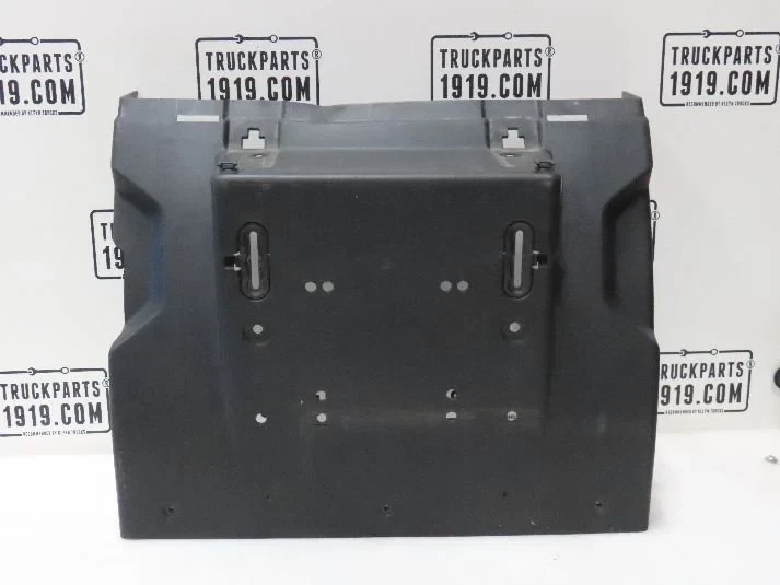 Volvo - 22087700 Spatbord obrázek 1