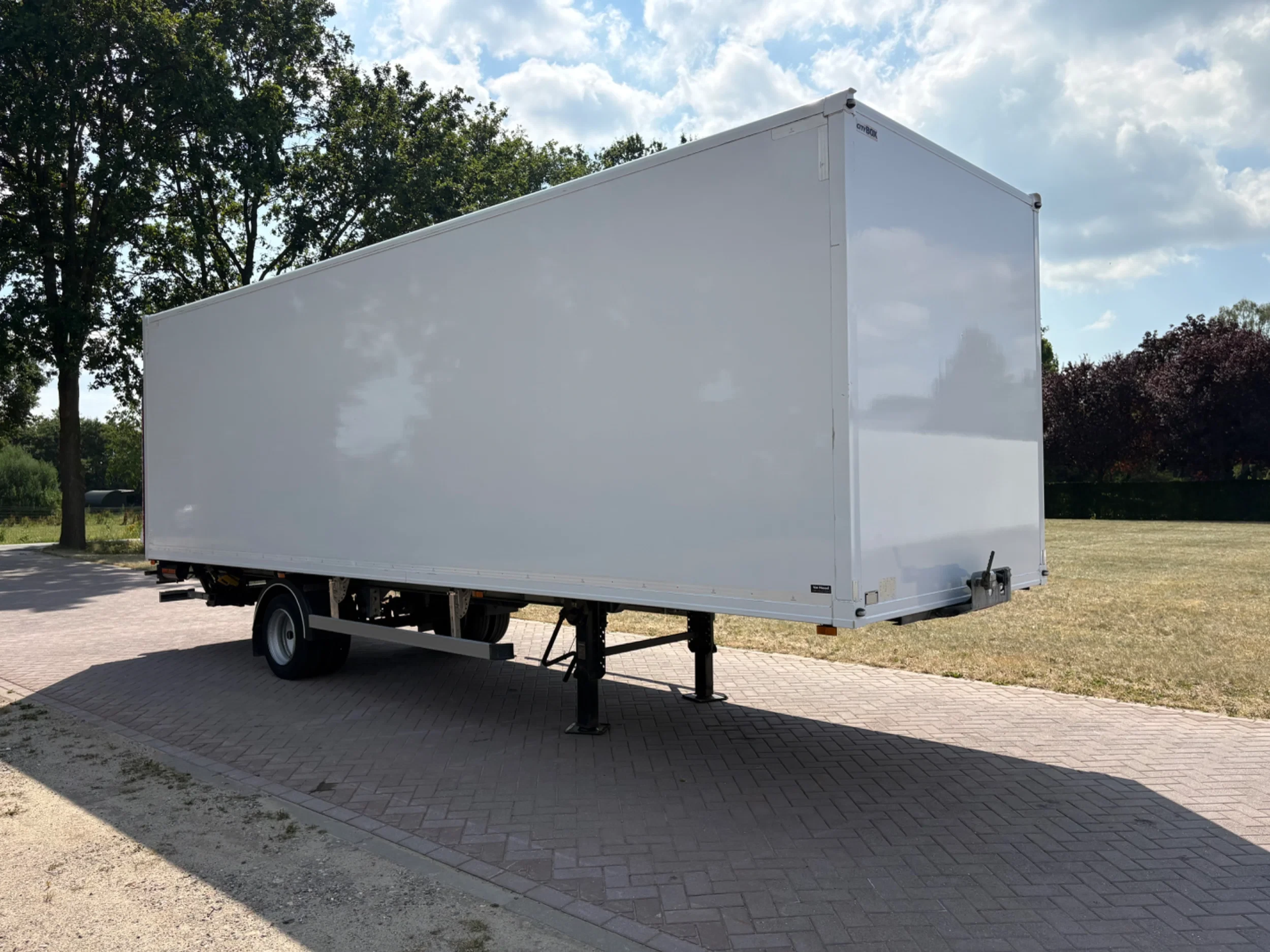 BE-Combi BU 7000 2020 - Be oplegger 7 ton met laadklep 750 kg afbeelding 6