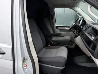 Volkswagen Transporter 2019 - 2.0 TDI 150 PK / L2H1 / 1e EIG. / IMPERIAAL / TREKHAAK / AIRCO / CRUISE / PDC immagine 6