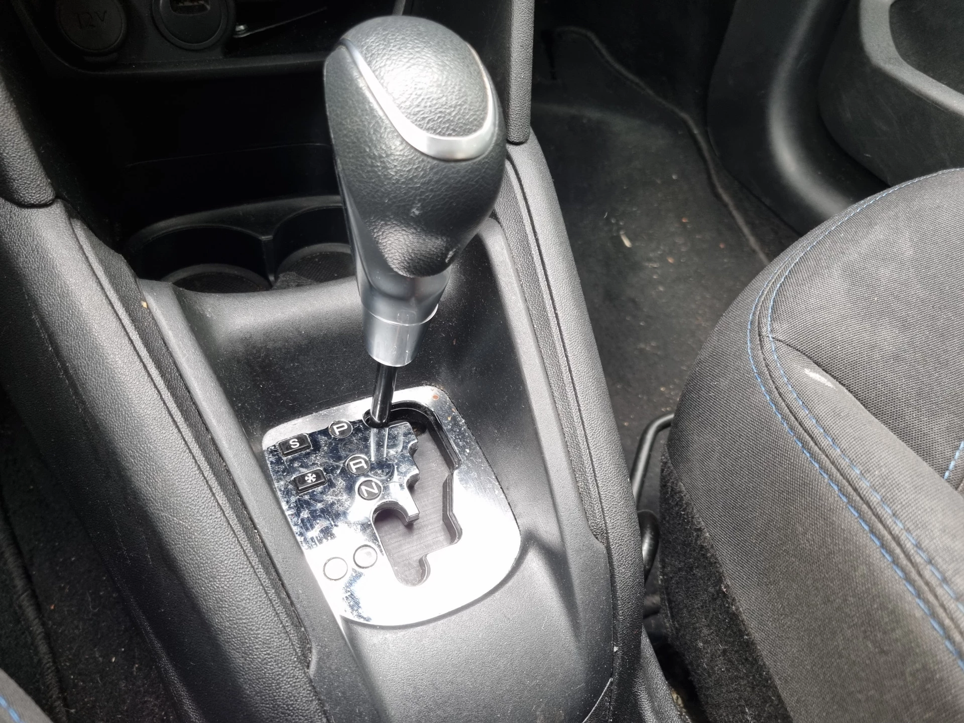 Peugeot 208 2019 - 1.2 PureTech Signature automaat afbeelding 8
