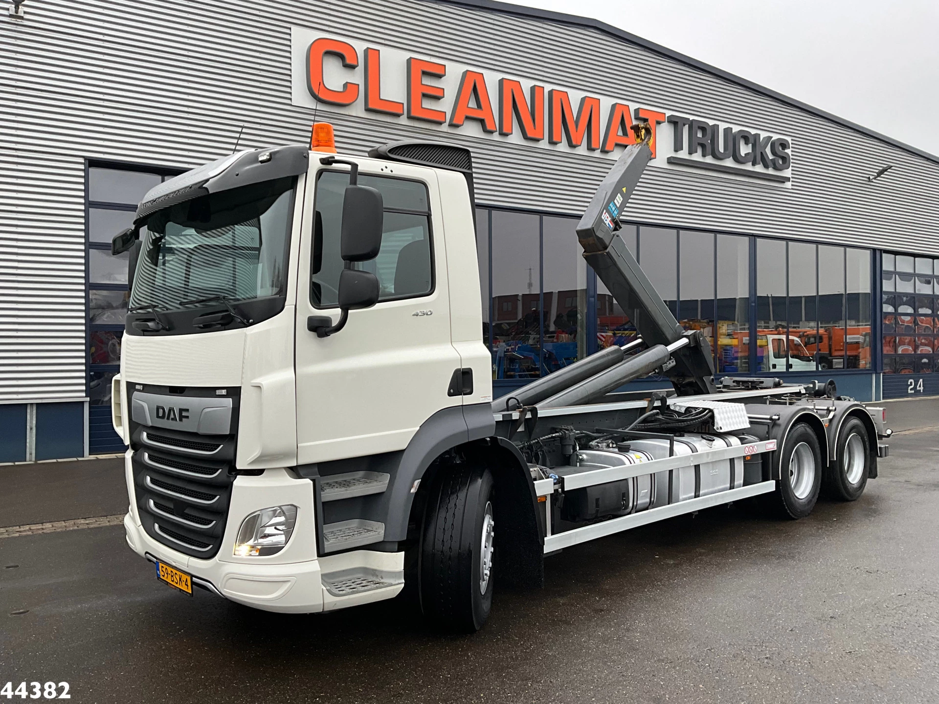 DAF FAS CF 430 Euro 6 VDL 25 Ton haakarmsysteem 2022 Bild 1