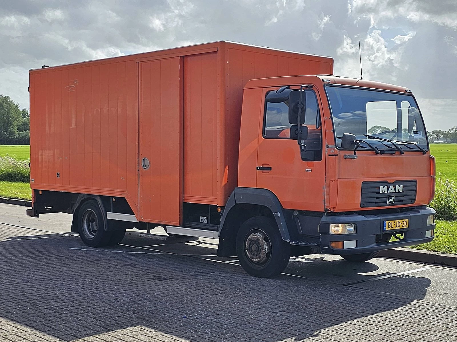 MAN 2001 - 8.160 L2000 obrázek 5