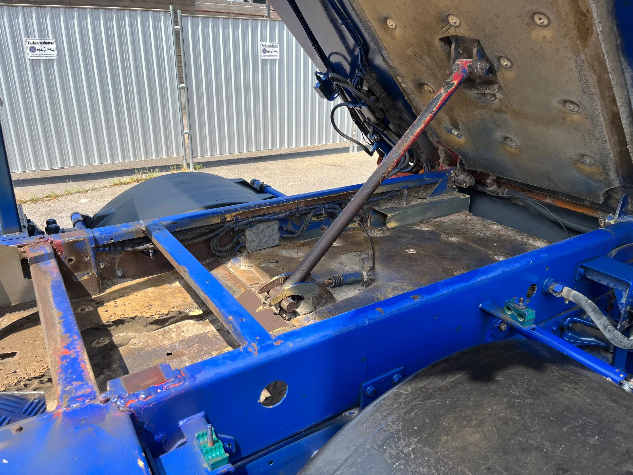Mercedes-Benz 1317 2000 - KO, Kehrmaschine, Straßenreiniger, selbstf. Arbeitsmaschine afbeelding 7