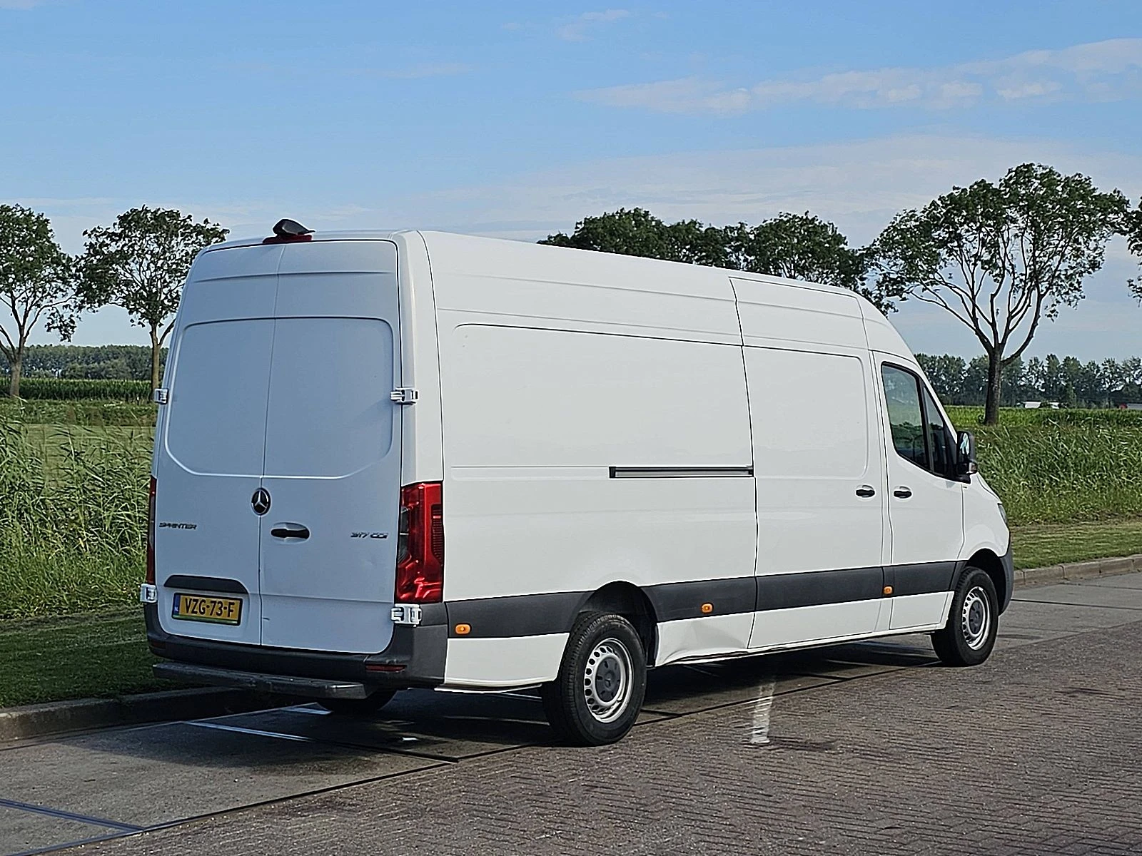 Mercedes-Benz Sprinter 2021 - 317 image 3