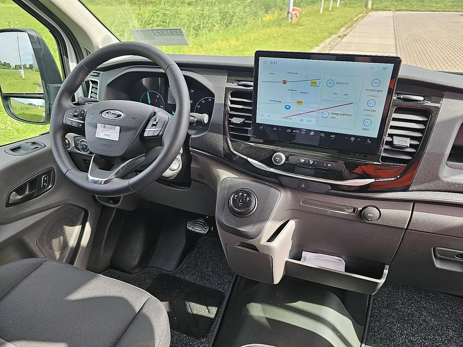 Ford E-Transit 2025 изображение 8