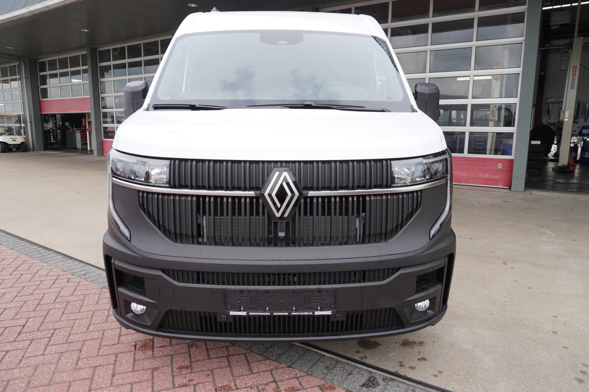 Renault Master 2026 - E-Tech T35 L2H2 Advance long range 87 kWh 143PK Automaat image 10