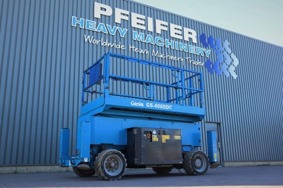 Genie 2014 - GS4069DC Electric, 14m Working Height, 363kg Capac image 1