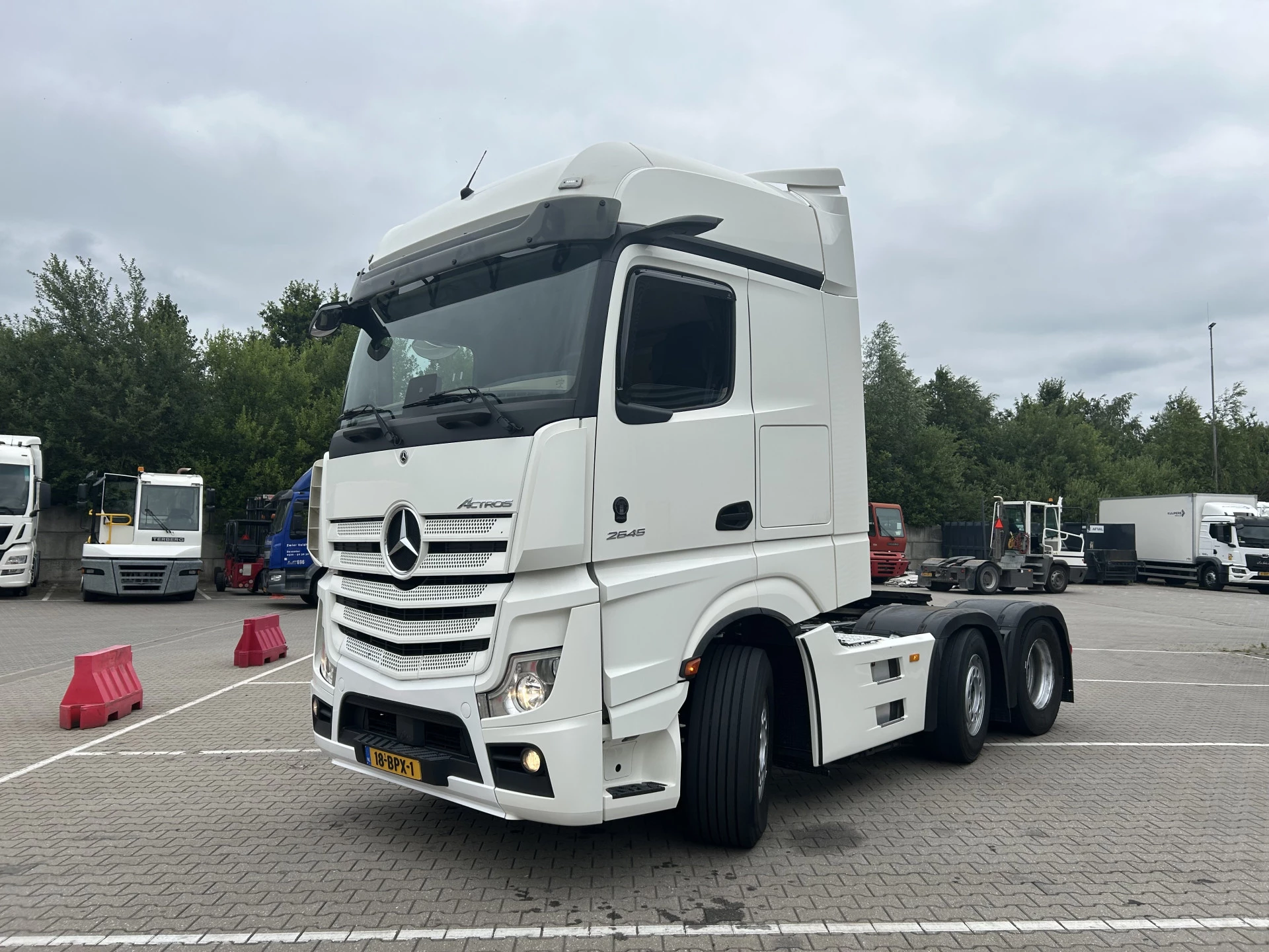 Mercedes-Benz Actros 2020 - 2645 Bigspace / 6x2 / 565 dkm afbeelding 19