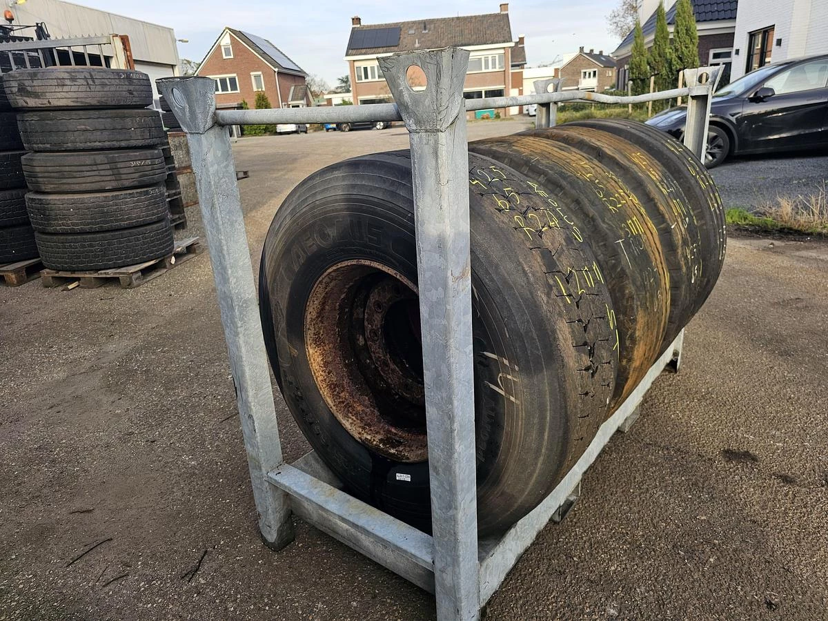 BRIDGESTONE TRAILER BAND |425/65 R 22.5 | 12-12-6-3 MM PROFIEL. 2010 изображение 3