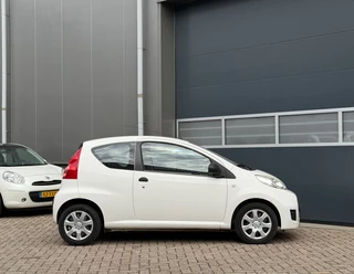 Peugeot 107 2010 - 1.0-12V XR bj.2010 Stuurbekr|Radio|Nette staat. obrazek 6