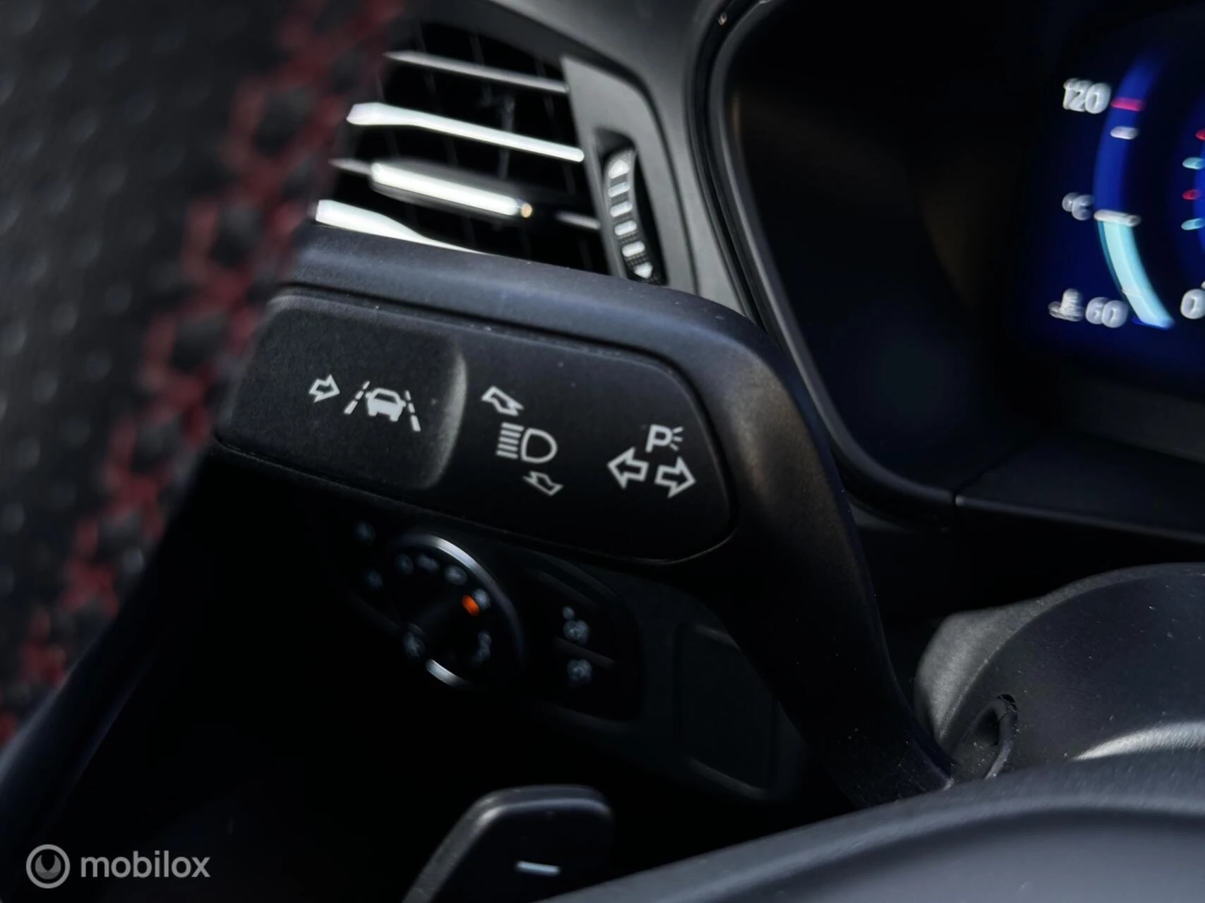 Ford Focus 2022 - 1.0 EcoBoost Hybrid Titanium Style ST-Line Aut afbeelding 18