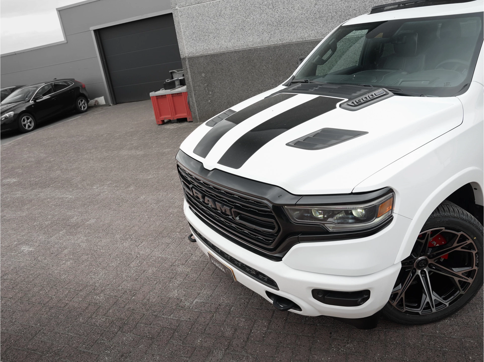 Dodge Ram 1500 2024 - 5.7 V8 4x4 Crew Cab Limited Night afbeelding 56