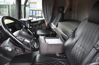 Scania R 2019 - R520 V8 NGS 4x2 - SCR ONLY - NEW TACHO - RETARDER - PARK. AIRCO - SPECIAL INTERIOR - LED - EXCELLENT CONDITION - zdjecie 5