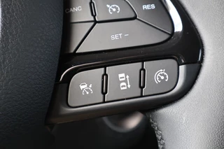 Jeep Renegade 2022 - 1.5T E-HYBRID LIMITED / NIGHT EAGLE / Trekhaak imagen 6