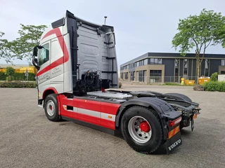 Volvo FH 2019 - FH4-460 / VEB+ / HYDRAULICS / DOUBLE TANK / SMART TACHO V2 / 719541 KM / LWDS / FRIDGE / AUTOMATIC / EURO-6-D / 2019 bild 3