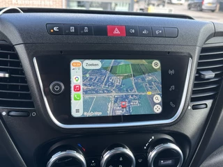 Iveco Daily 2024 - 35S14 2.3D 136 PK FACELIFT / L2H2 / ** 20.950 KM ** / TREKHAAK / 3.500 KG AHG / 270 ACHTERDEUREN / ECC AIRCO / APPLE CARPLAY / 3 ZITS obrazek 12