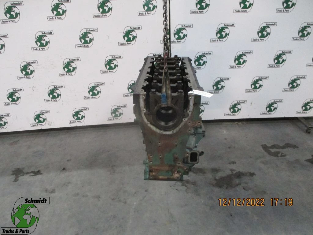 Volvo FH - 21310867 / 22056231 ONDERBLOK 460 EURO 6 obrázek 1