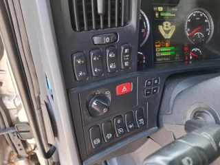 Scania R 2014 - R580 V8 / RETARDER / LIFT+LENKACHSE / FULL-AIR / PLATFORM 2000 KG / NAVI / LEATHER / AIRCO / AUTOMATIC / EURO-6 / 2014 immagine 21