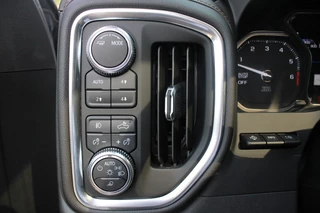 GMC Sierra 2021 - AT4 6.2L 8- Cil LPG Head UP LED 51.817 KM 1e eigenaar изображение 38