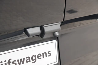Ford Transit Custom 2025 - 320 2.0 TDCI L2H1 Limited 170pk - 1+1 Stoelopstelling - 2x Schuifdeur - Adaptive Cruise - Verwarmd stuur - Blind spot - Navigatie - Camera - Draadloos laden - Rijklaar image 11