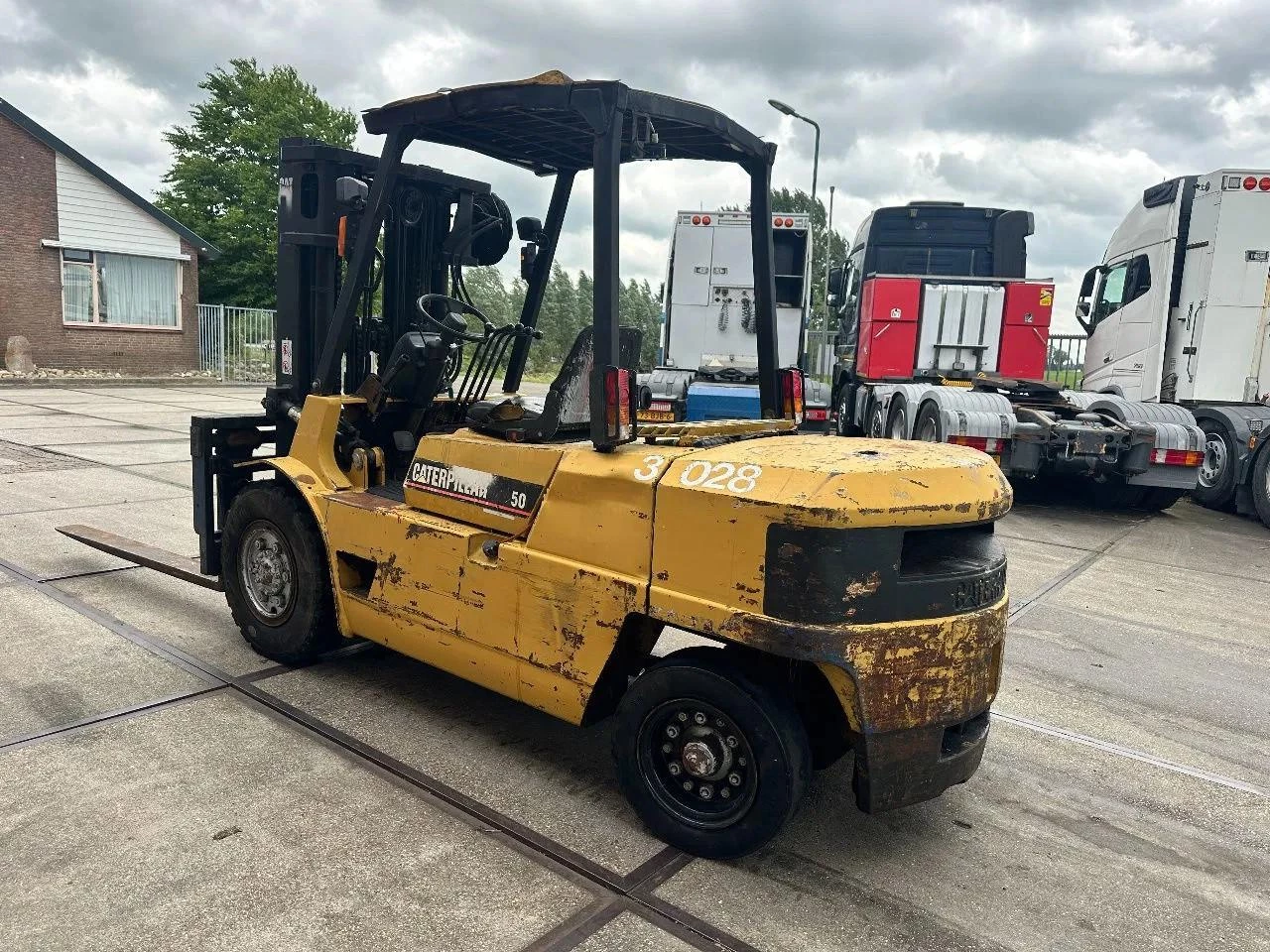 Caterpillar DP50 2001 obrázek 8
