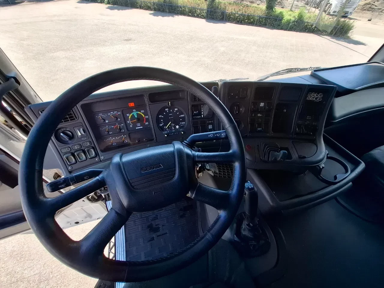 Scania G 2004 - 124G-420 / RETARDER / PALFINGER PK32080 / DOUBLE TANK / AIRCO / GOOD CONDITION / MANUAL / EURO-3 / 2004 immagine 22