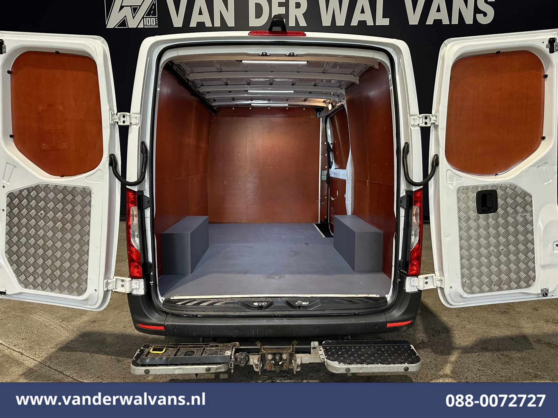 Mercedes-Benz Sprinter 2018 - 316 CDI 163pk L2H1 Achterwiel aandrijving Euro6 Airco | 2800kg Trekhaak | Camera | Apple Carplay obrázek 2