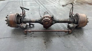 Terberg N/A 2008 - 2ND DRIVEN FRONT AXLE image 1