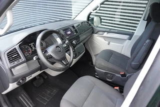 Volkswagen Transporter 2018 - 150pk Euro6 Automaat L2H1 Dubbele cabine 2x Schuifdeur Highline Camera Navigatie Apple carplay Cruise control Trekhaak image 2 thumbnail