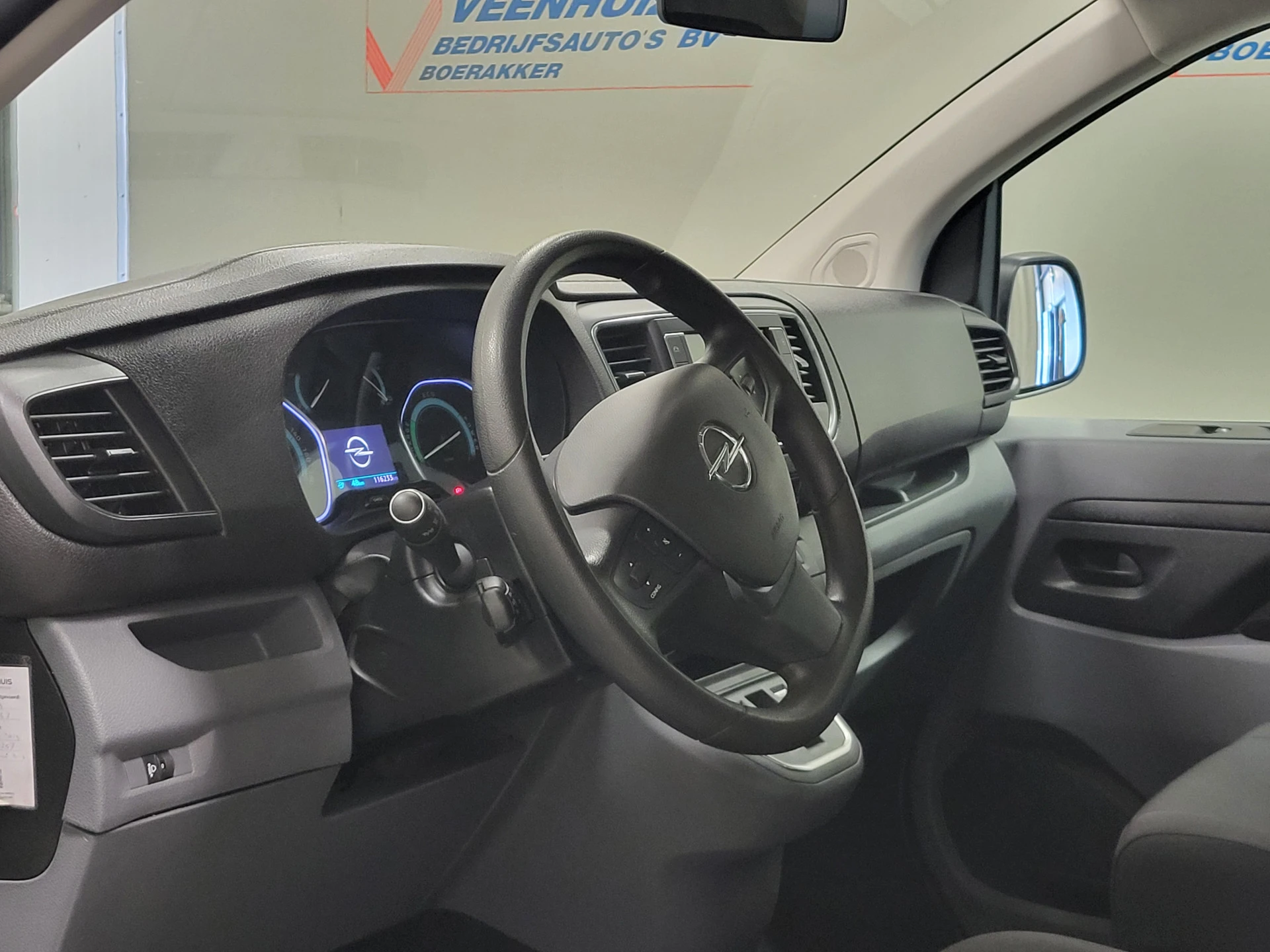 Opel Vivaro-e 2022 - Combi 75kWh L3/H1 8-Personenbus Panorama 310km Elektrisch! afbeelding 4
