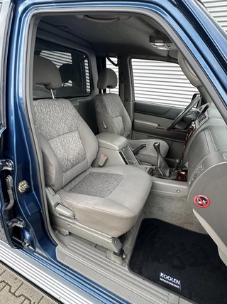 Nissan Patrol 2001 - GR 3.0 Di Comfort voll B-stijl obrazek 6